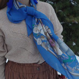 Beautiful Franco Laurenti Blue  Floral Scarf Silk